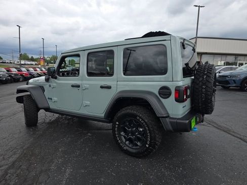 Used 2023 Jeep Wrangler Unlimited w/ Sun & Screen Package AWD/4WD image 4