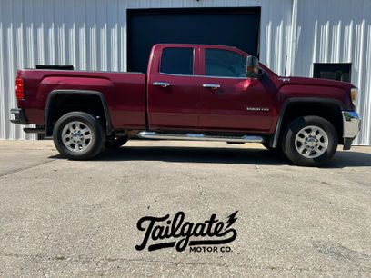 Used 2015 GMC Sierra 2500 SLE w/ SLE Preferred Package