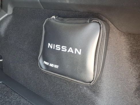 Certified 2023 Nissan Rogue SL AWD/4WD image 15