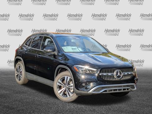 Certified 2025 Mercedes-Benz GLA 250 image 2