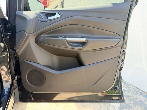 Used 2016 Ford Escape Titanium FWD image 22