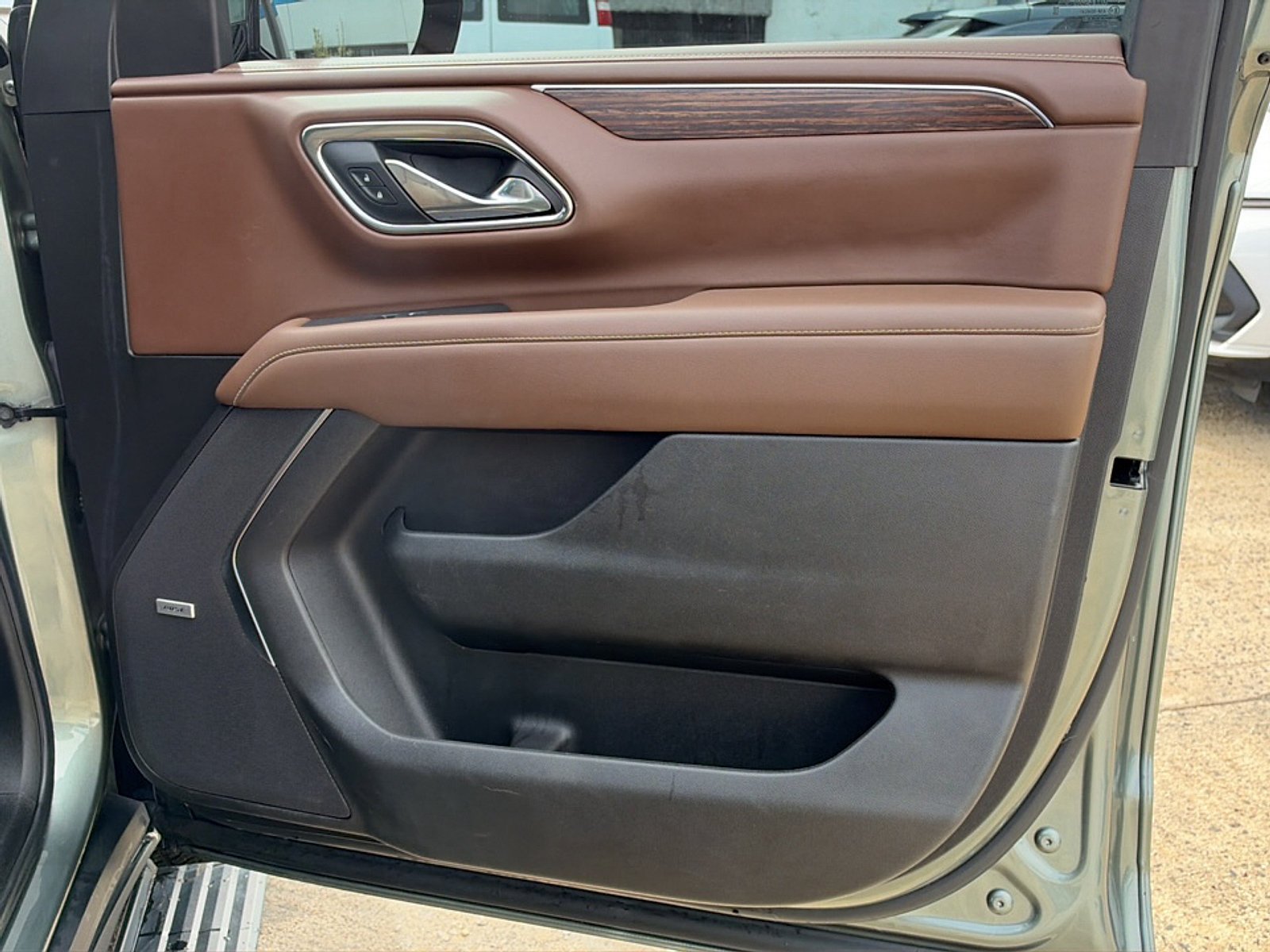 Used 2023 Chevrolet Tahoe High Country AWD/4WD image 19
