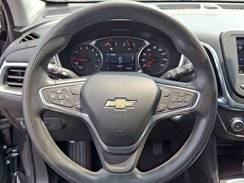 Used 2022 Chevrolet Equinox LT FWD image 16