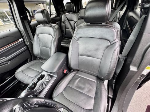 Used 2017 Ford Explorer Limited AWD/4WD image 12