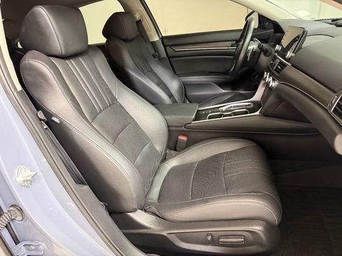 Used 2021 Honda Accord Touring image 24