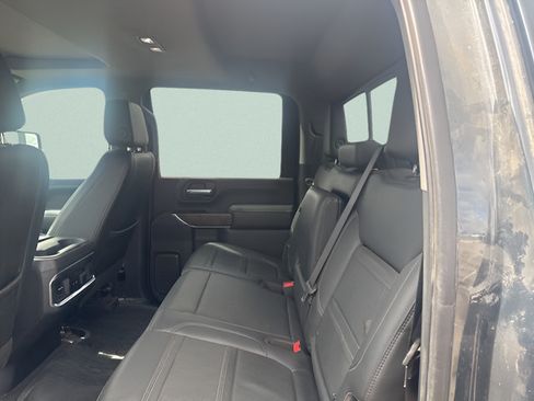 Used 2022 GMC Sierra 2500 Denali AWD/4WD image 8