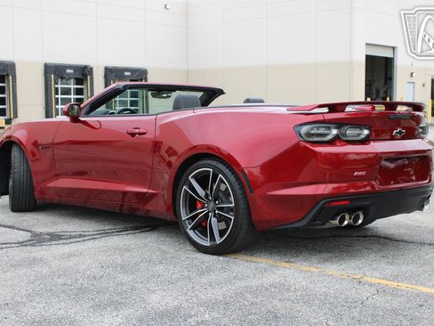 Used 2023 Chevrolet Camaro SS RWD image 8