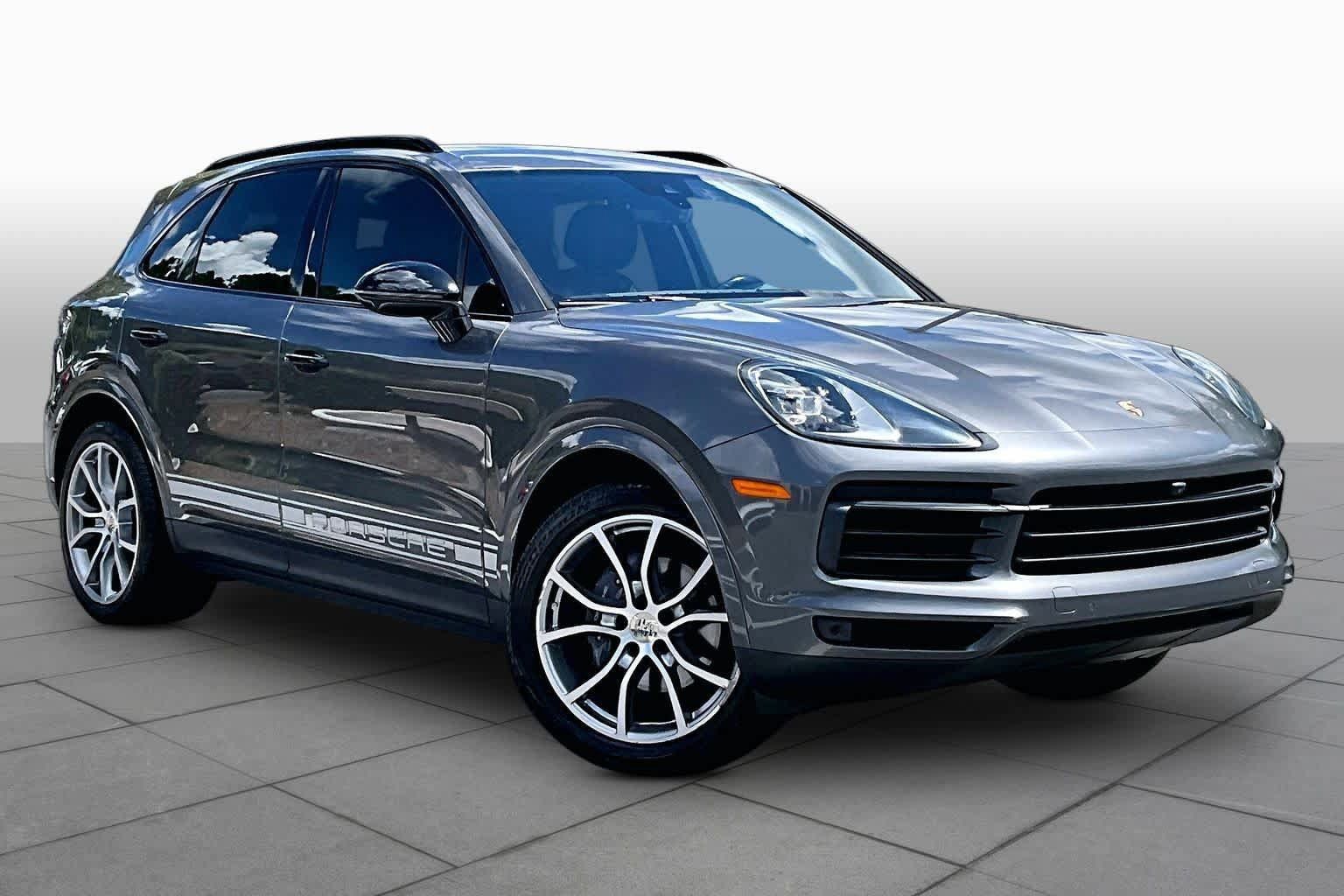Used 2020 Porsche Cayenne AWD/4WD image 3
