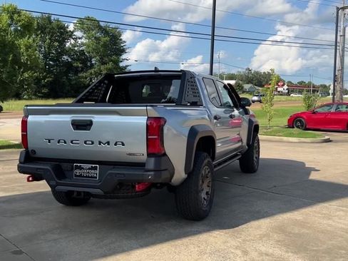 New 2025 Toyota Tacoma Trailhunter image 6