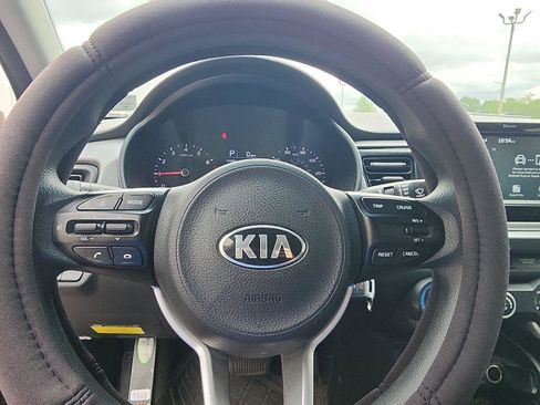 Used 2020 Kia Rio S FWD image 12