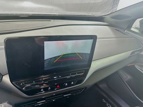 Used 2023 Volkswagen ID.4 Pro image 22