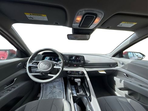 New 2025 Hyundai Elantra Blue image 25