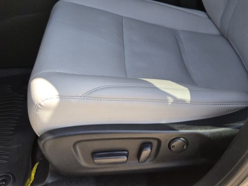 Used 2022 Lexus RX 350 FWD w/ Premium Package image 20