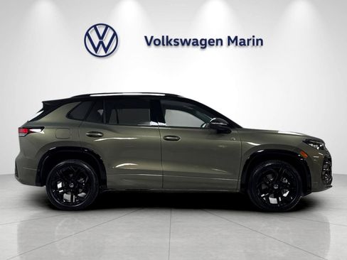 New 2026 Volkswagen Tiguan SE R-Line AWD/4WD image 6