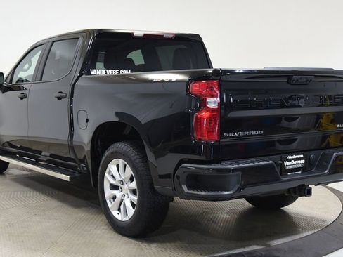 Used 2023 Chevrolet Silverado 1500 Custom AWD/4WD image 7