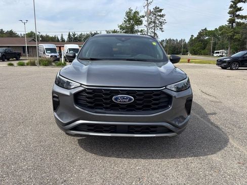 Used 2024 Ford Escape ST-Line w/ Tech Pack #1 AWD/4WD image 8