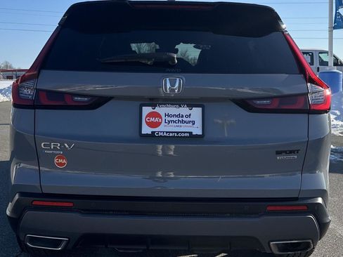 Used 2025 Honda CR-V Sport Touring image 4