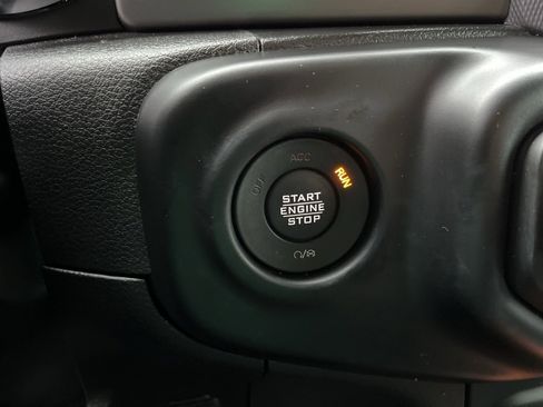 Used 2022 Jeep Wrangler Unlimited Sport S w/ Sun And Sound Package image 32