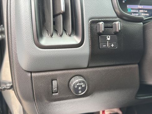 Used 2019 Chevrolet Colorado Z71 RWD image 34