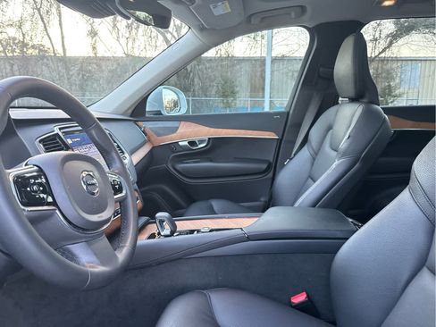 Certified 2024 Volvo XC90 B6 Plus w/ Protection Package Premier image 26