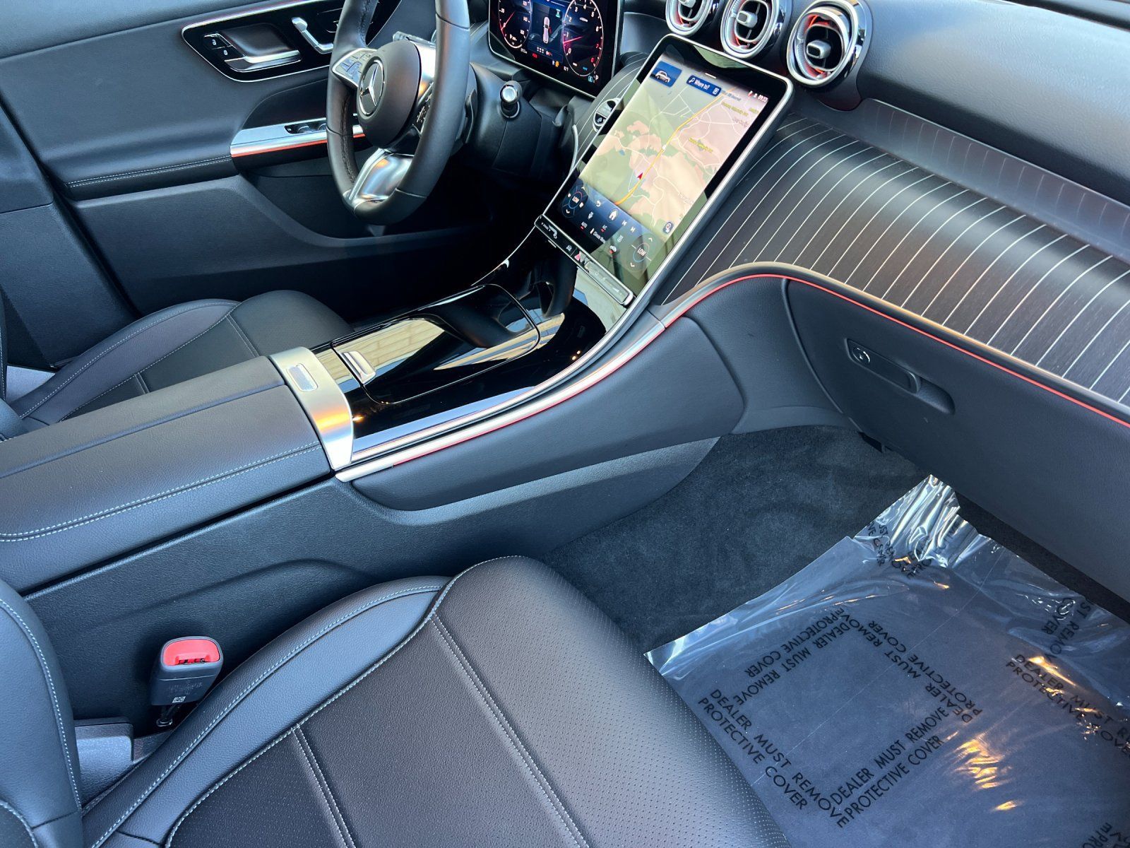 Certified 2026 Mercedes-Benz GLC 300 4MATIC image 15