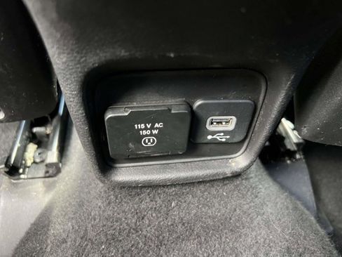 Certified 2018 Jeep Compass Latitude w/ Popular Equipment Group AWD/4WD image 11