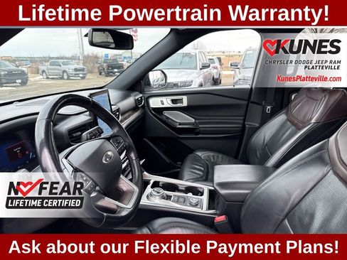 Used 2021 Ford Explorer Platinum image 15