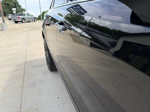 Used 2022 Cadillac XT5 Luxury w/ LPO, ONYX Package FWD image 57