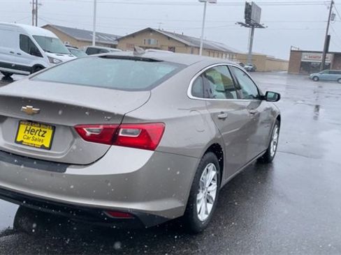 Used 2024 Chevrolet Malibu LT image 9