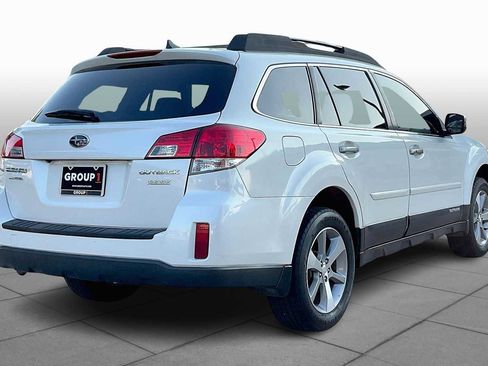 Used 2013 Subaru Outback 2.5i Limited w/ Special Appearance Pkg image 12
