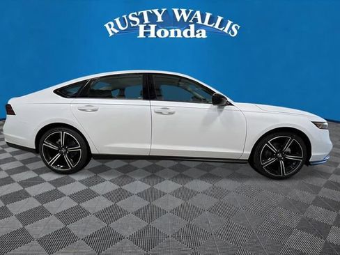 New 2026 Honda Accord SE image 2