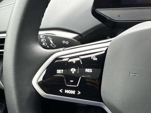 Certified 2024 Volkswagen ID.4 S image 17