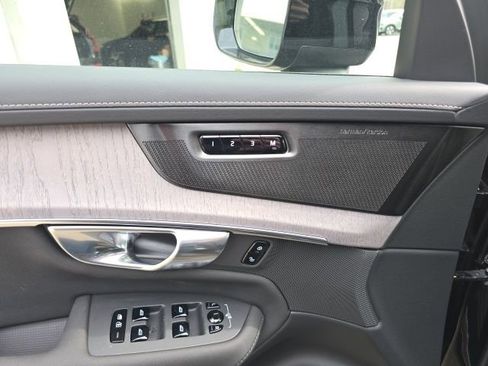 New 2026 Volvo XC90 T8 Ultra w/ Protection Package Premier image 23