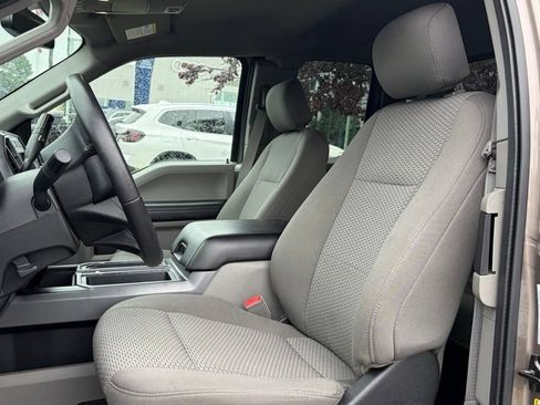 Used 2018 Ford F150 XLT w/ Equipment Group 302A Luxury AWD/4WD image 5