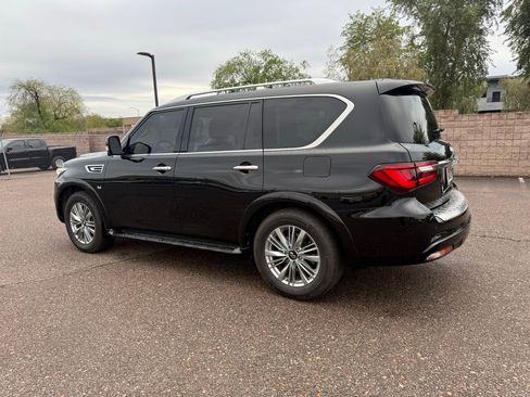 Used 2018 INFINITI QX80 4WD w/ Driver Assistance Package image 4