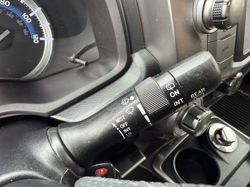 Used 2019 Toyota 4Runner SR5 image 27