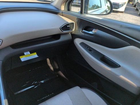 Used 2023 Hyundai Santa Fe SEL FWD image 16