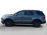 Used 2017 Ford Explorer XLT w/ Equipment Group 202A image 2