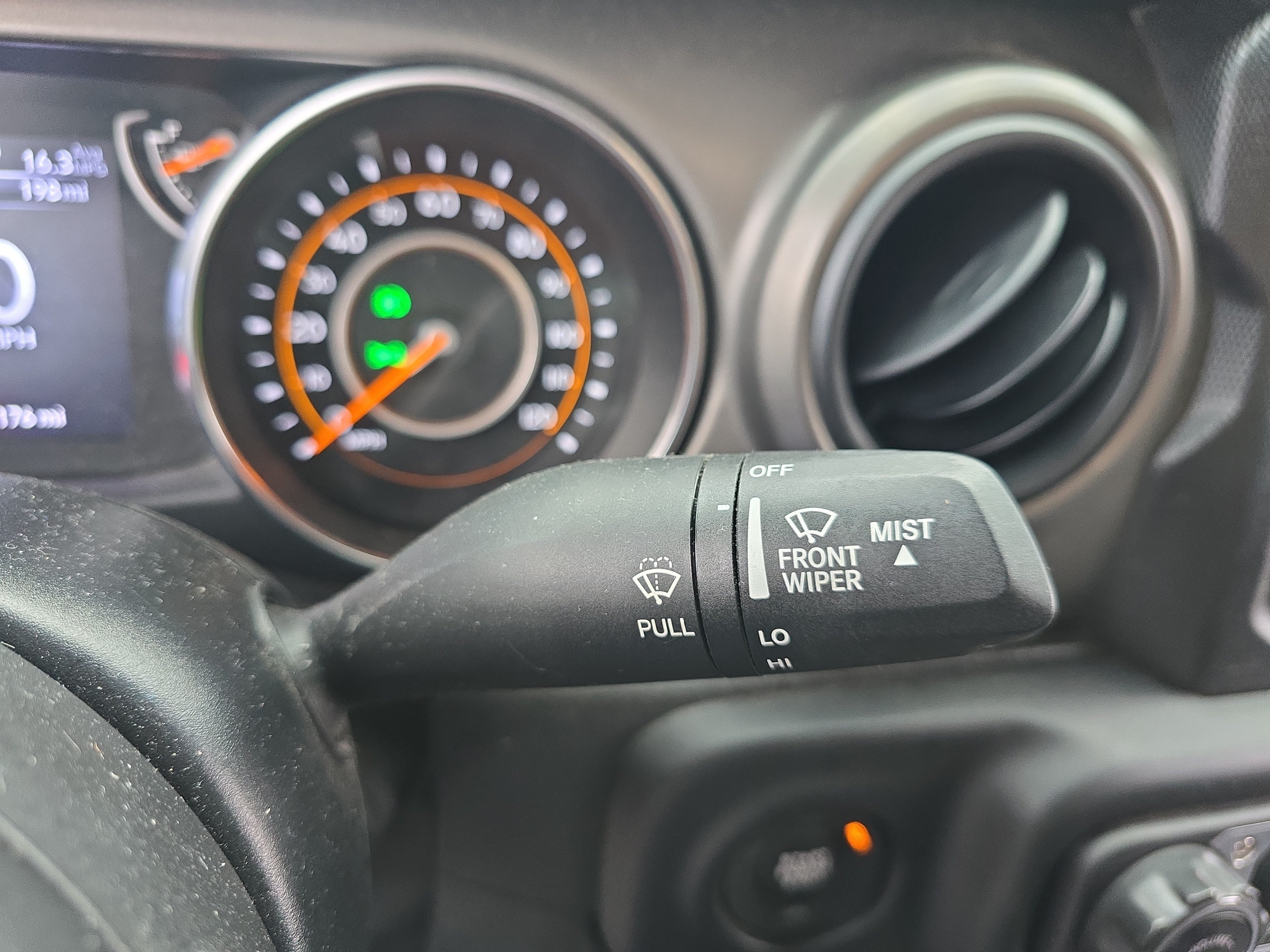 Used 2022 Jeep Gladiator Mojave AWD/4WD image 23