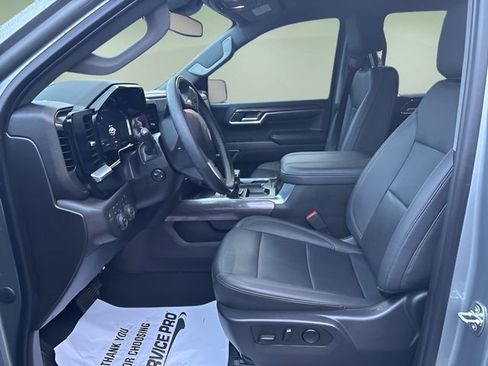 Used 2023 Chevrolet Silverado 1500 LTZ image 4