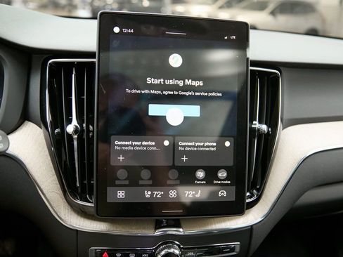 New 2026 Volvo XC60 T8 Plus w/ Climate Package image 25