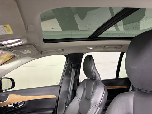 Used 2024 Volvo XC90 B6 Plus w/ Protection Package Premier image 34