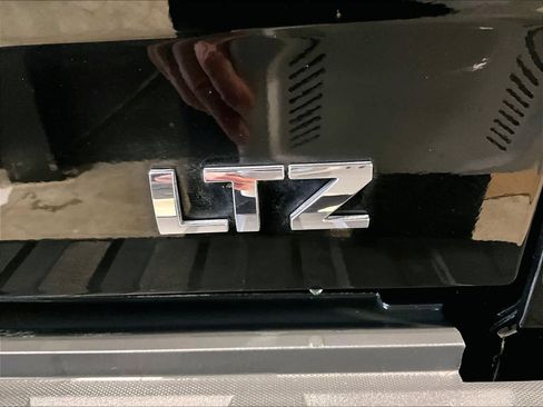 Used 2018 Chevrolet Silverado 1500 LTZ w/ Sport Package image 29