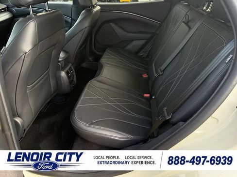 Used 2025 Ford Mustang Mach-E Select w/ Comfort Package Lite AWD/4WD image 11