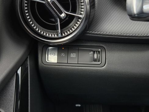 Used 2026 Chevrolet Equinox LT FWD image 16