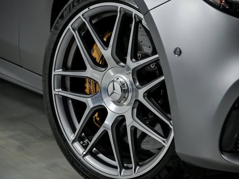 Used 2019 Mercedes-Benz E 63 AMG S image 4