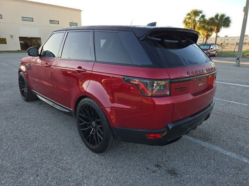 Used 2019 Land Rover Range Rover Sport SE image 3