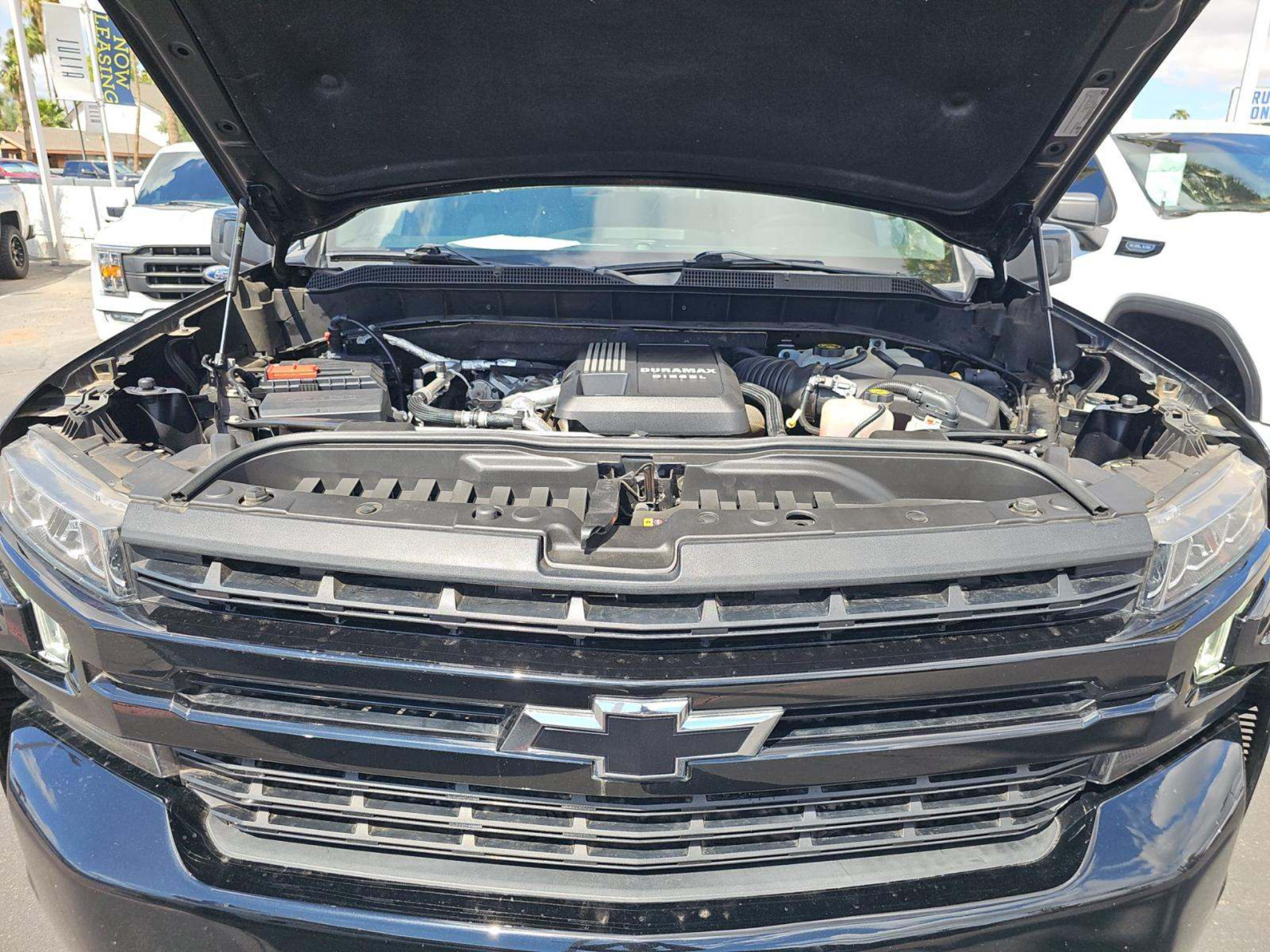 Used 2022 Chevrolet Silverado 1500 RST w/ Z71 Off-Road Package AWD/4WD image 6