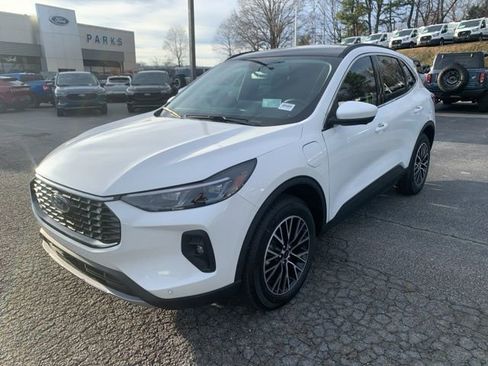 New 2026 Ford Escape Base w/ PHEV Premium Package image 4