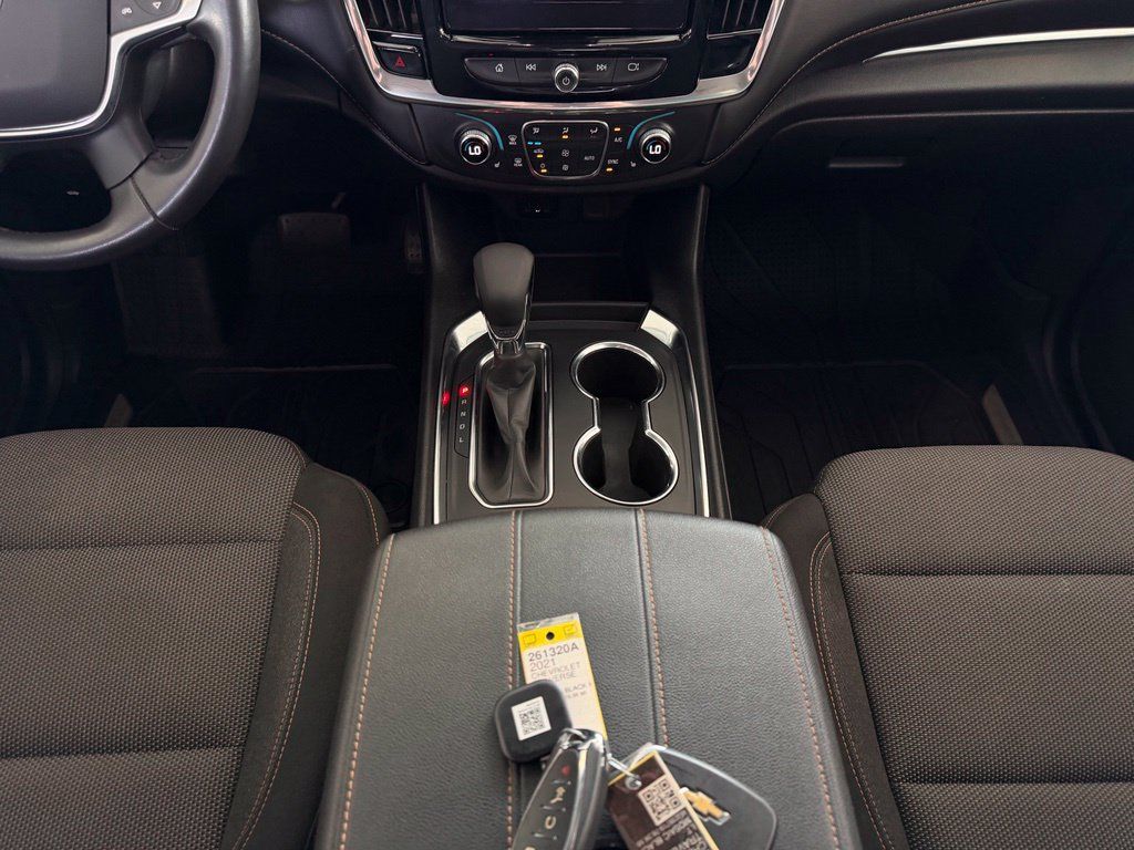 Used 2021 Chevrolet Traverse LT FWD image 22